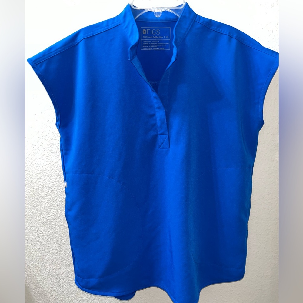 FIGS Womens Rafaela Oversized Scrub Top XS